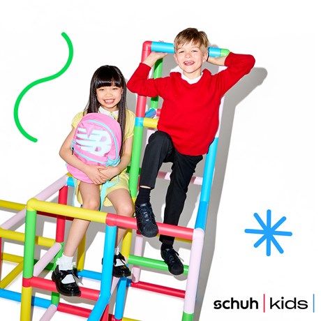 schuh grid BTS 1.jpg